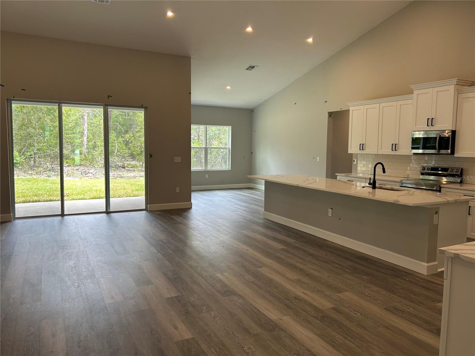 4037 W Pinto Loop, Beverly Hills, FL 34465 photo