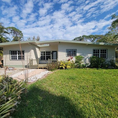 Single Family Residence in SARASOTA FL 835 INDIANA LANE.jpg