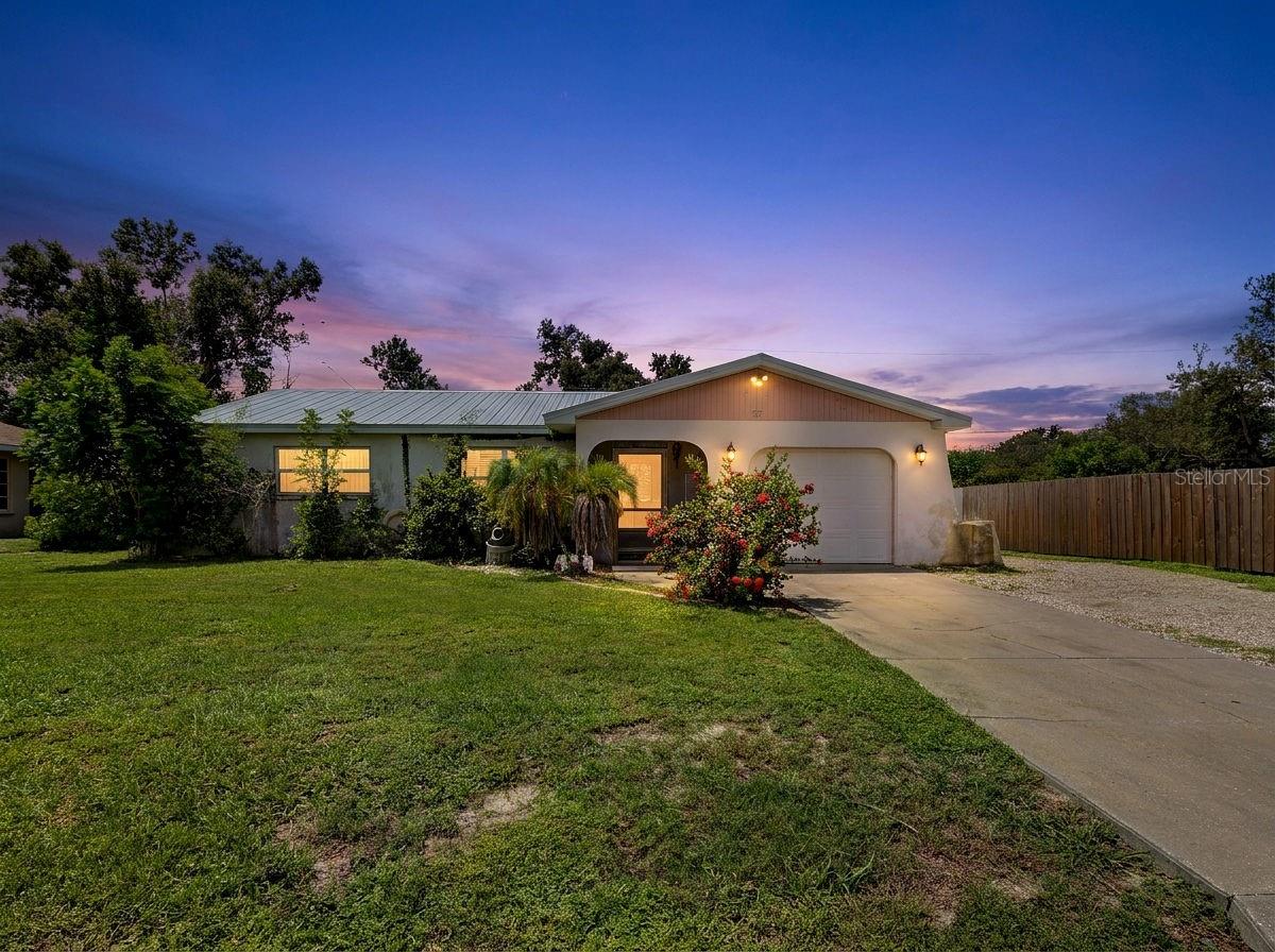 355 Trinity Rd, Venice, FL 34293