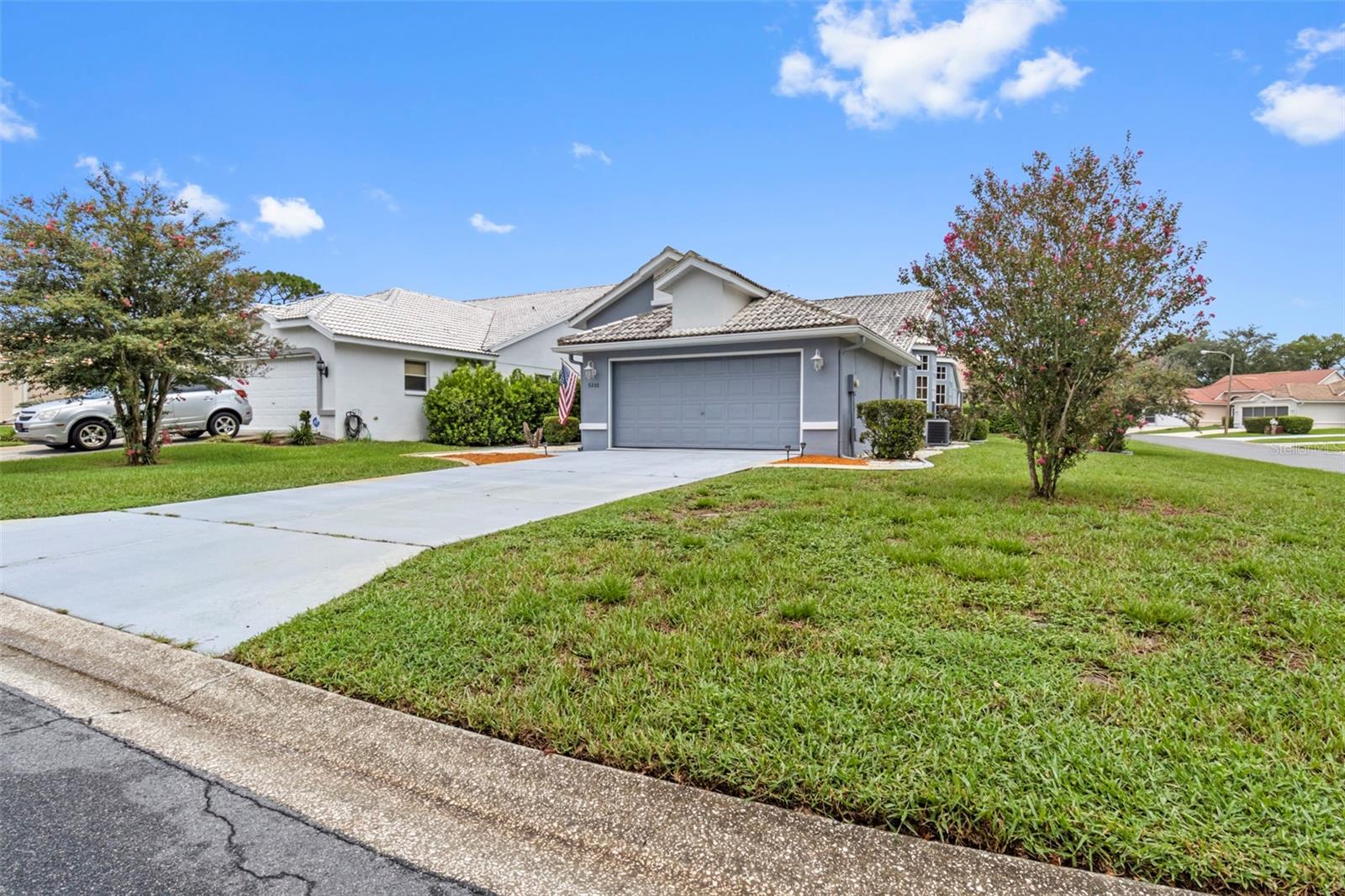 9288 New Orleans Dr, Weeki Wachee, FL 34613 photo