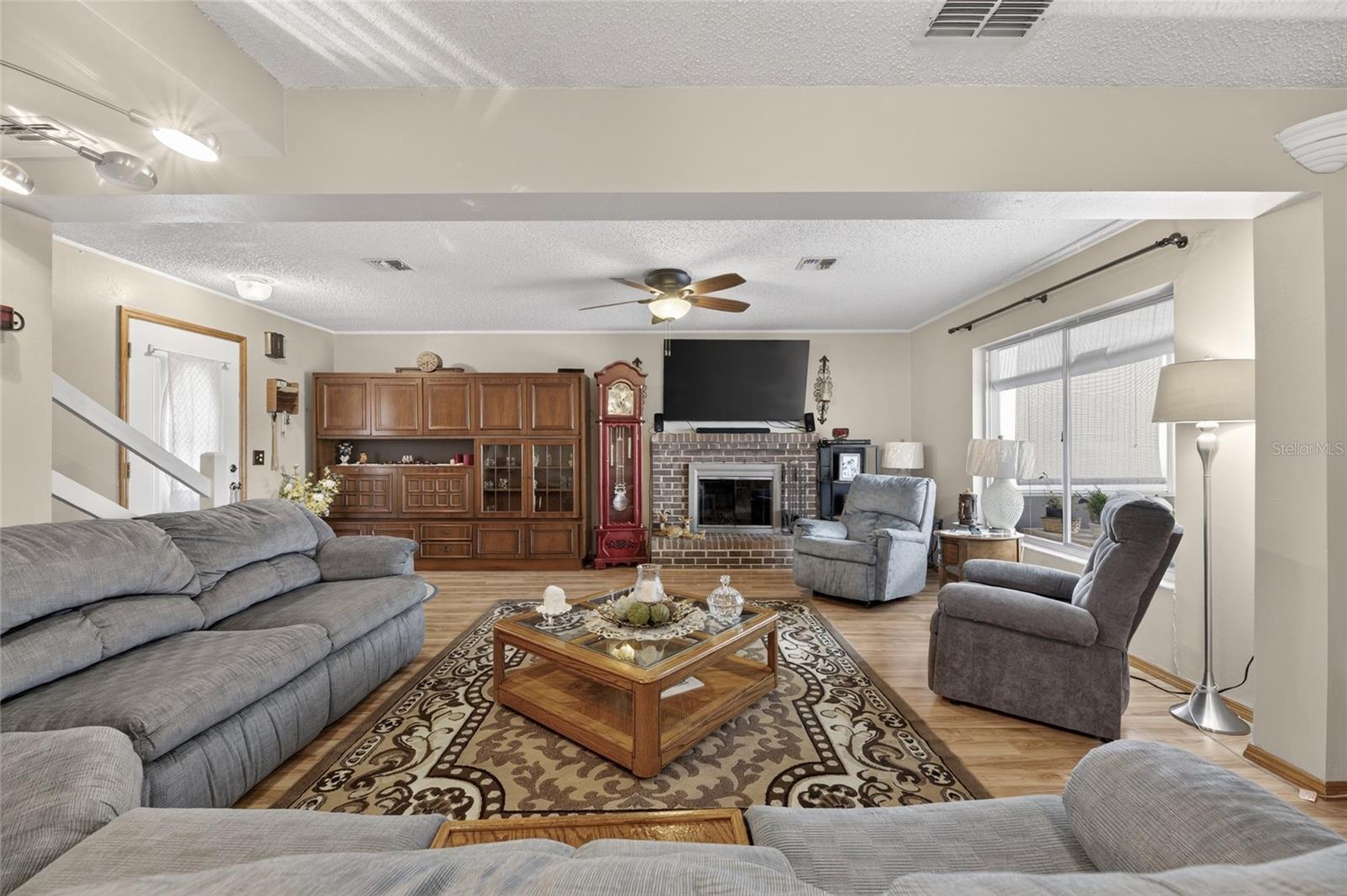 3312 N Lake Dr, Plant City, FL 33563 photo
