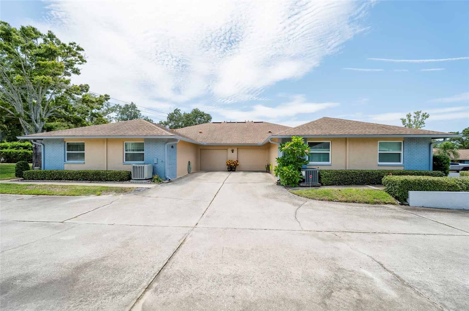 1245 Sutherland Ct, Dunedin, FL 34698