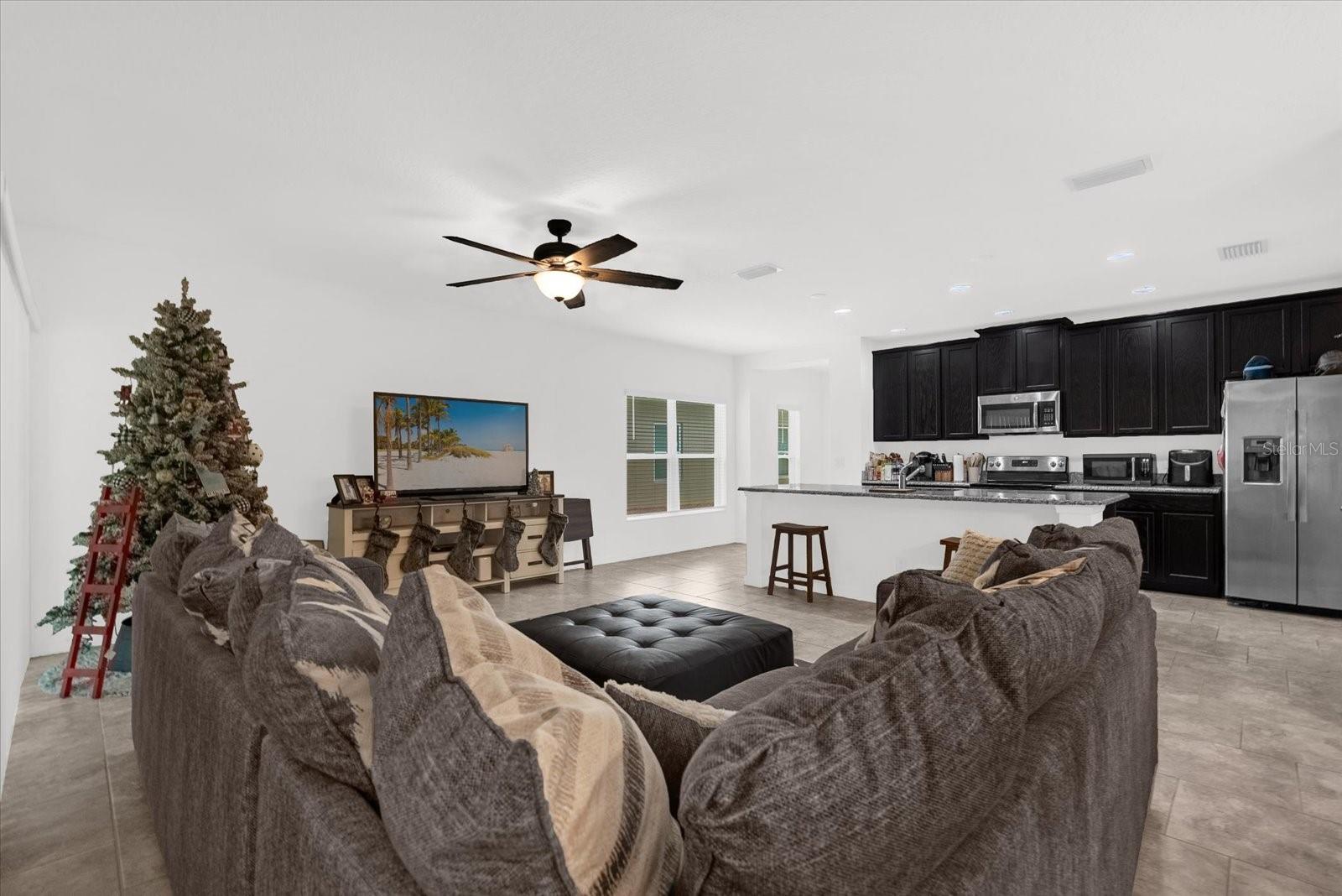 34625 Salerno Cir, Sorrento, FL 32776 photo