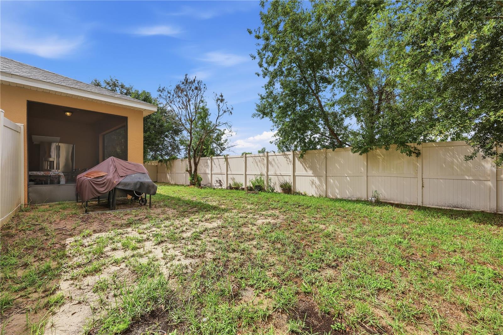 418 Vitoria Rd, Davenport, FL 33837 photo