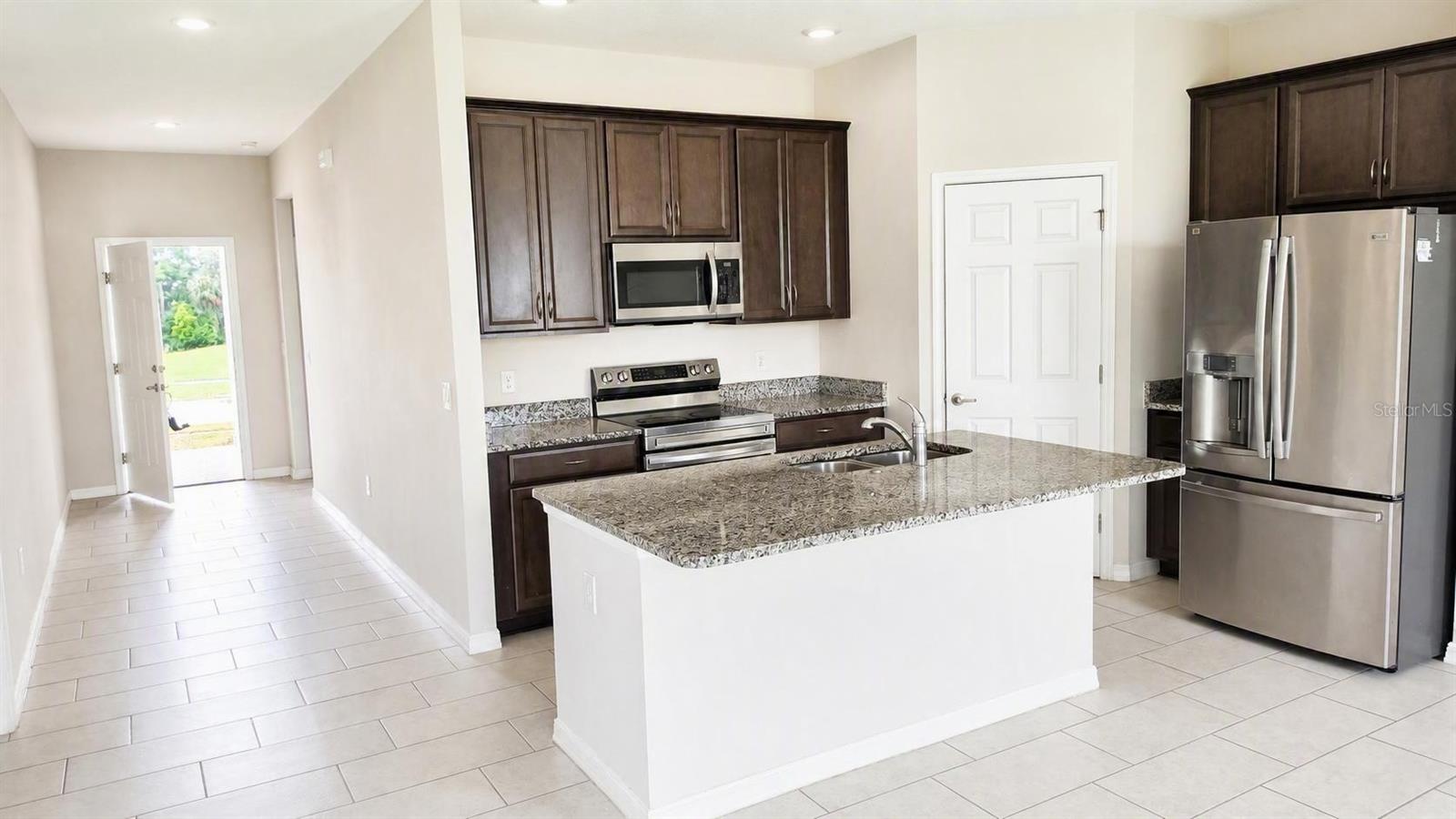 29994 Anahid Dr, Leesburg, FL 34748 photo