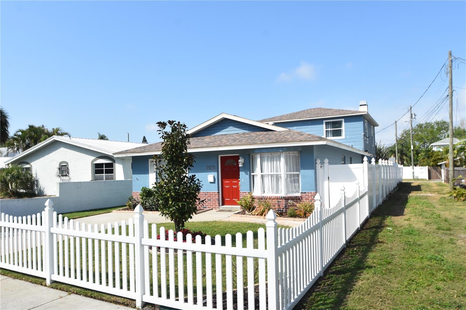 2918 10 St, Saint Petersburg, FL 33704 photo