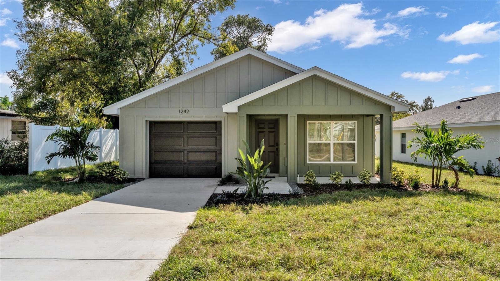 1242 Dorothy St, Lakeland, FL 33815