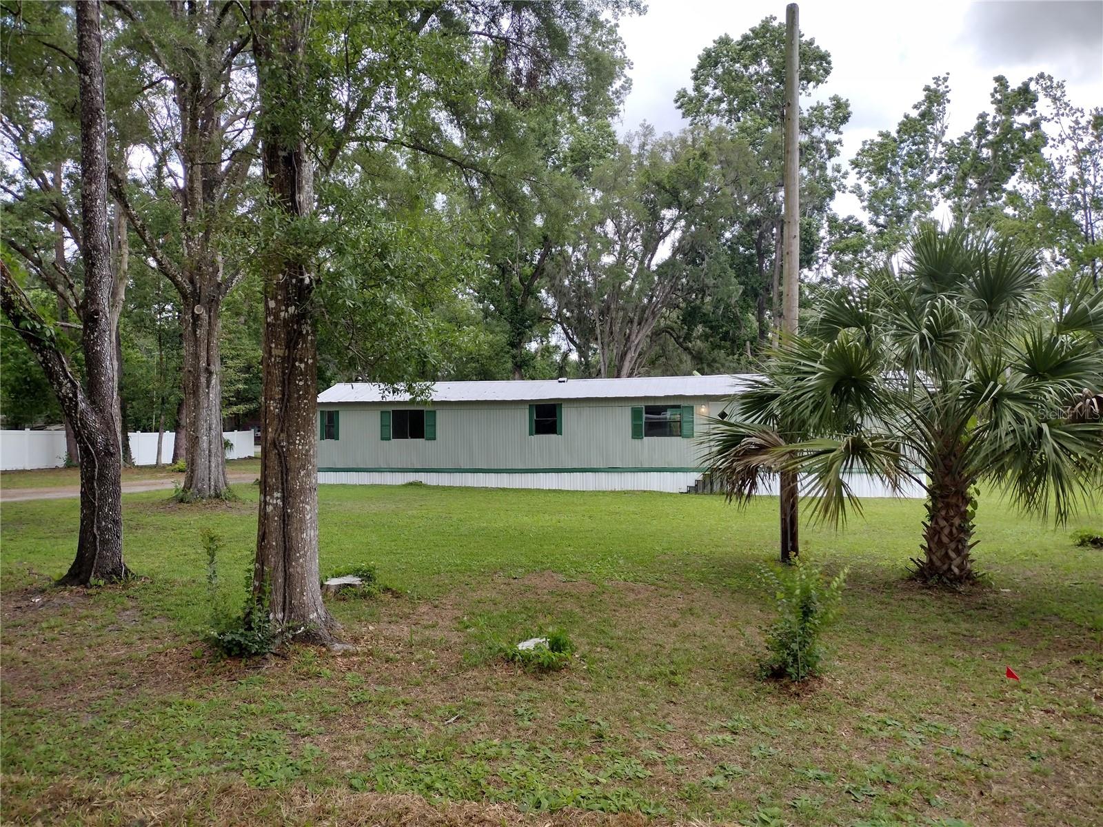 172 Estates Ave, Brooksville, FL 34601 photo