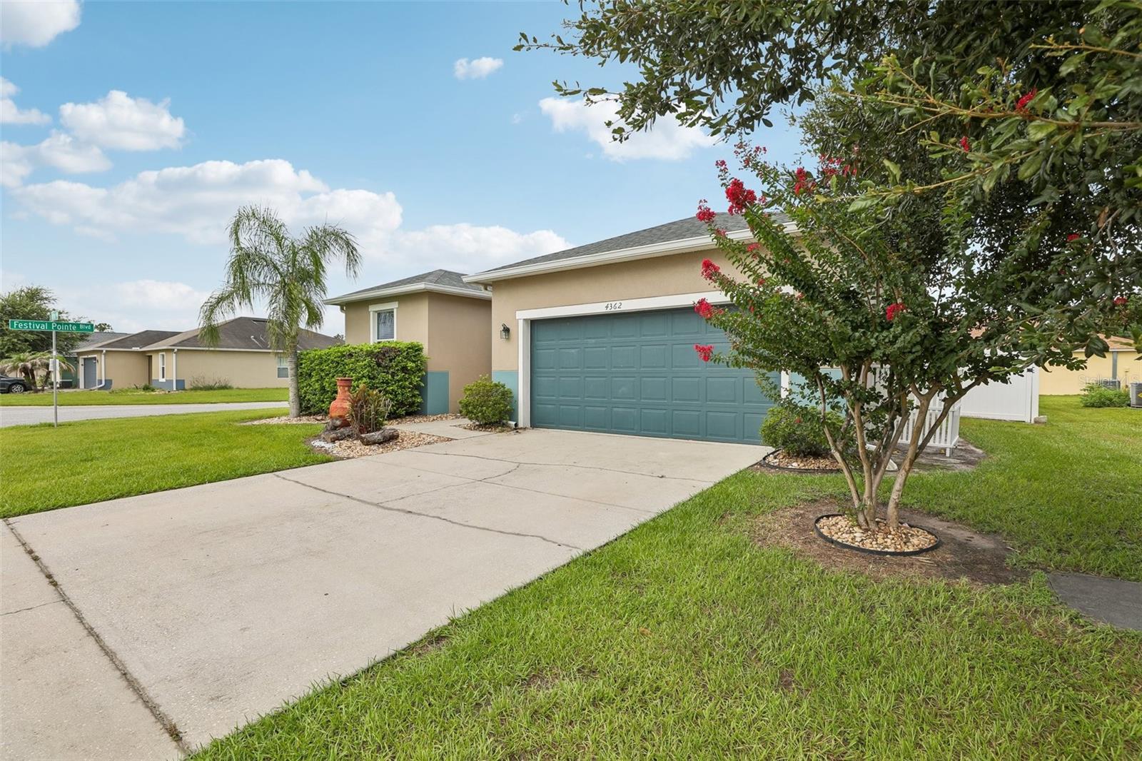 4362 Sun Center Rd, Mulberry, FL 33860 photo