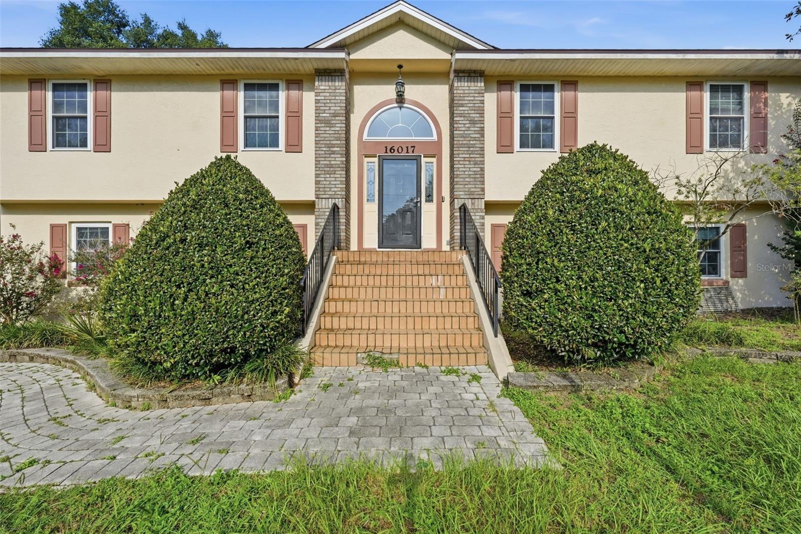 16017 Harbar Oaks Dr, Montverde, FL 34756