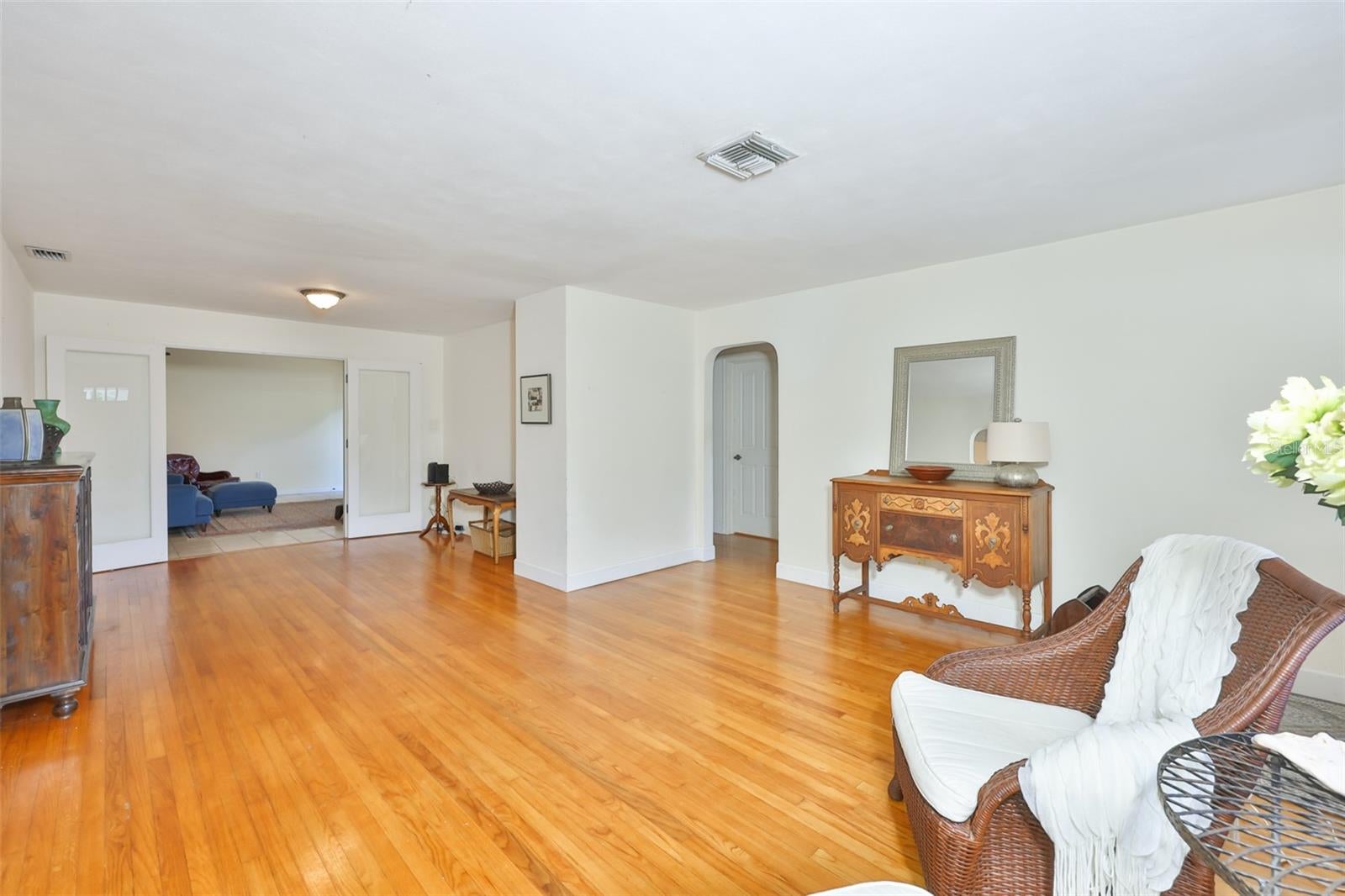 7508 4 Ave, Saint Petersburg, FL 33710 photo