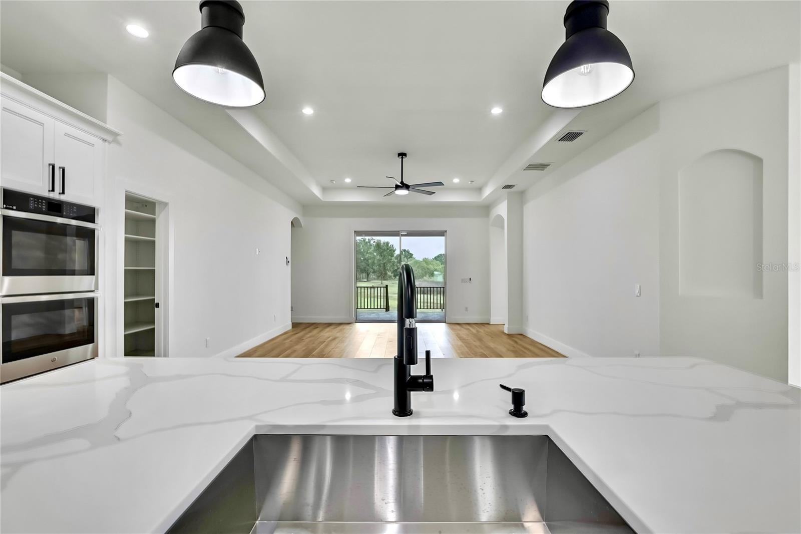 Single Family Residence in DADE CITY FL 38151 SUNSET AVENUE 17.jpg