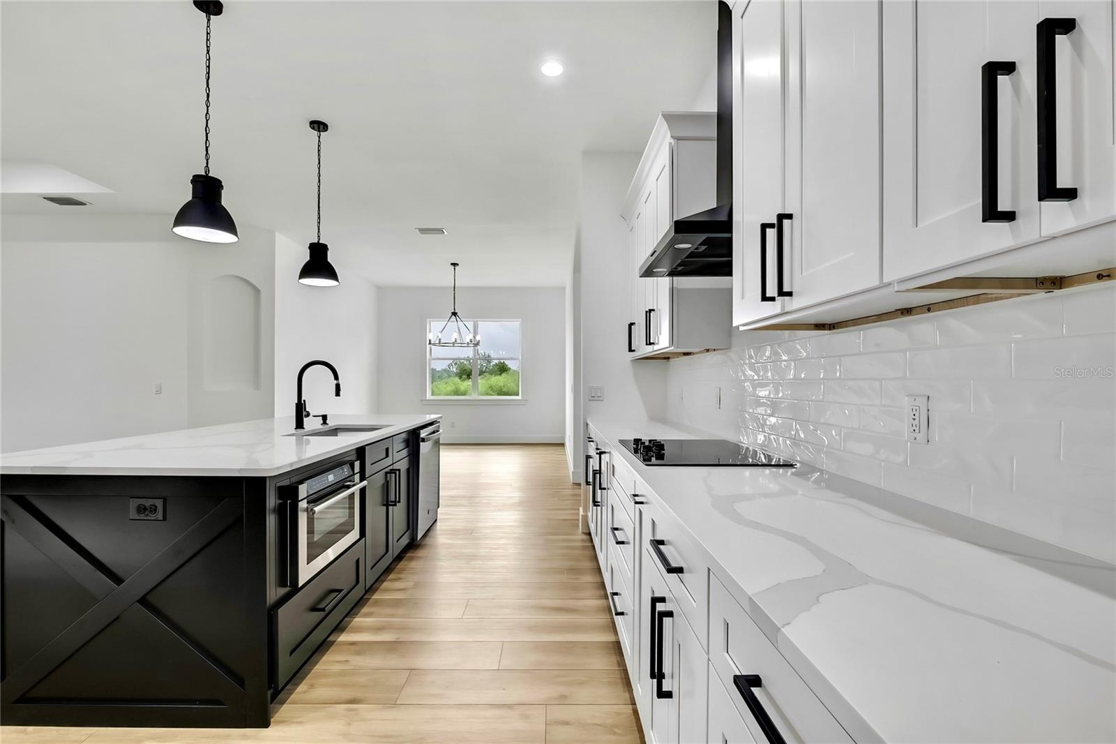Single Family Residence in DADE CITY FL 38151 SUNSET AVENUE 9.jpg