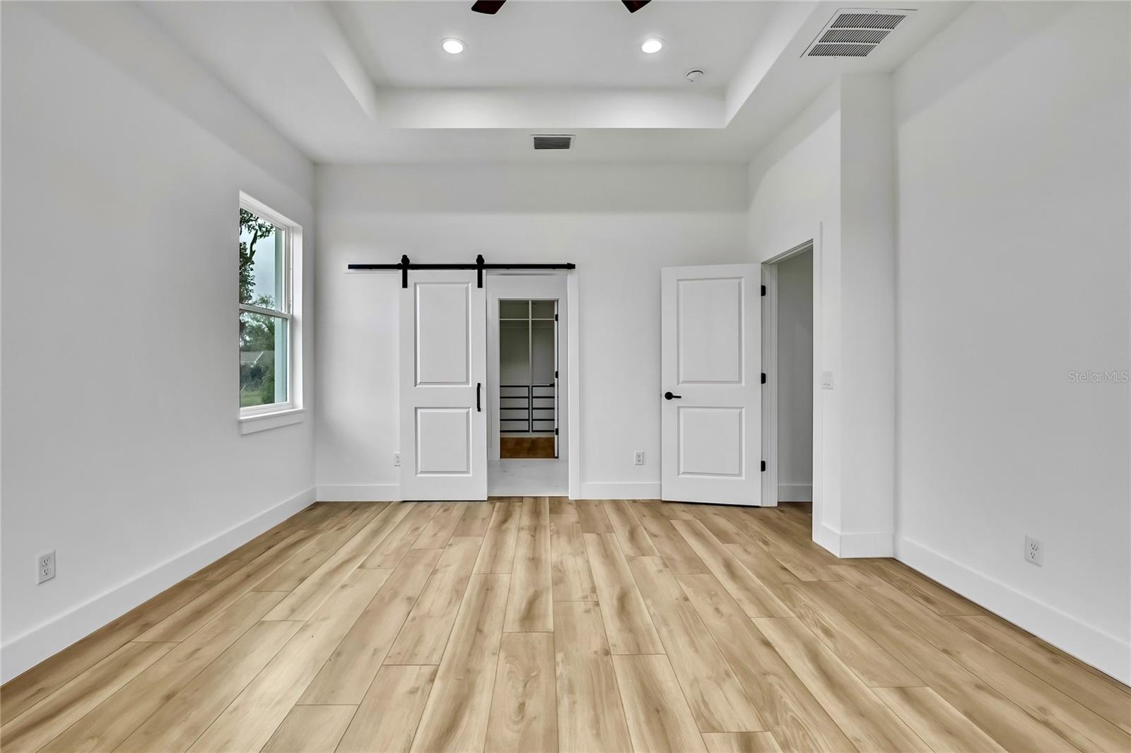 Single Family Residence in DADE CITY FL 38151 SUNSET AVENUE 33.jpg