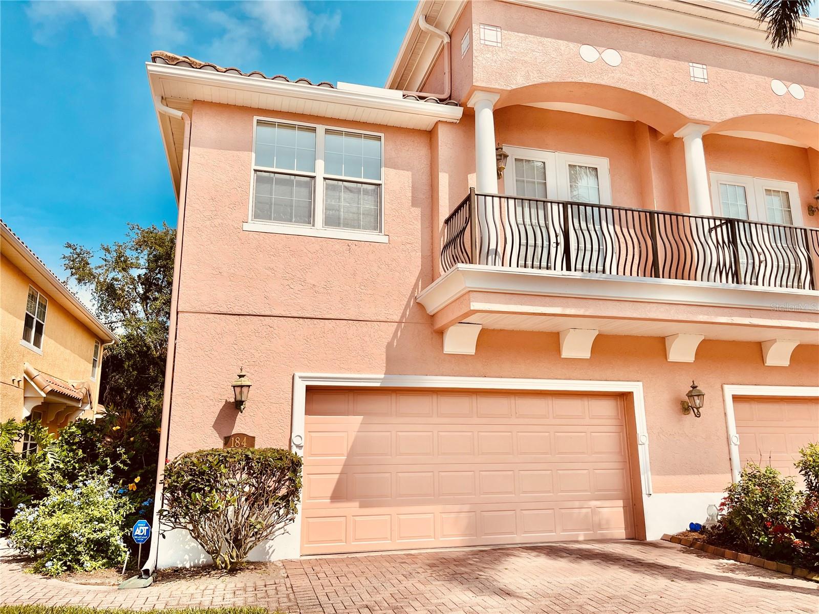 184 Banyan Bay Dr, Saint Petersburg, FL 33705 photo