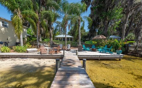 Single Family Residence in MELROSE FL 2444 SE COUNTY ROAD 21B.jpg