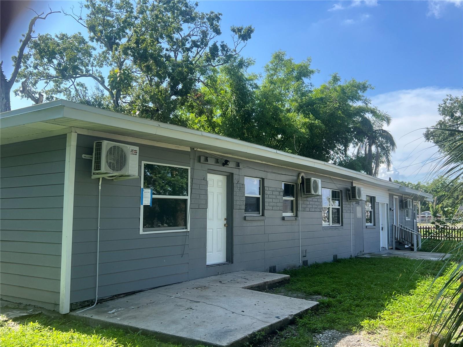 2002 33 Ave, Tampa, FL 33610