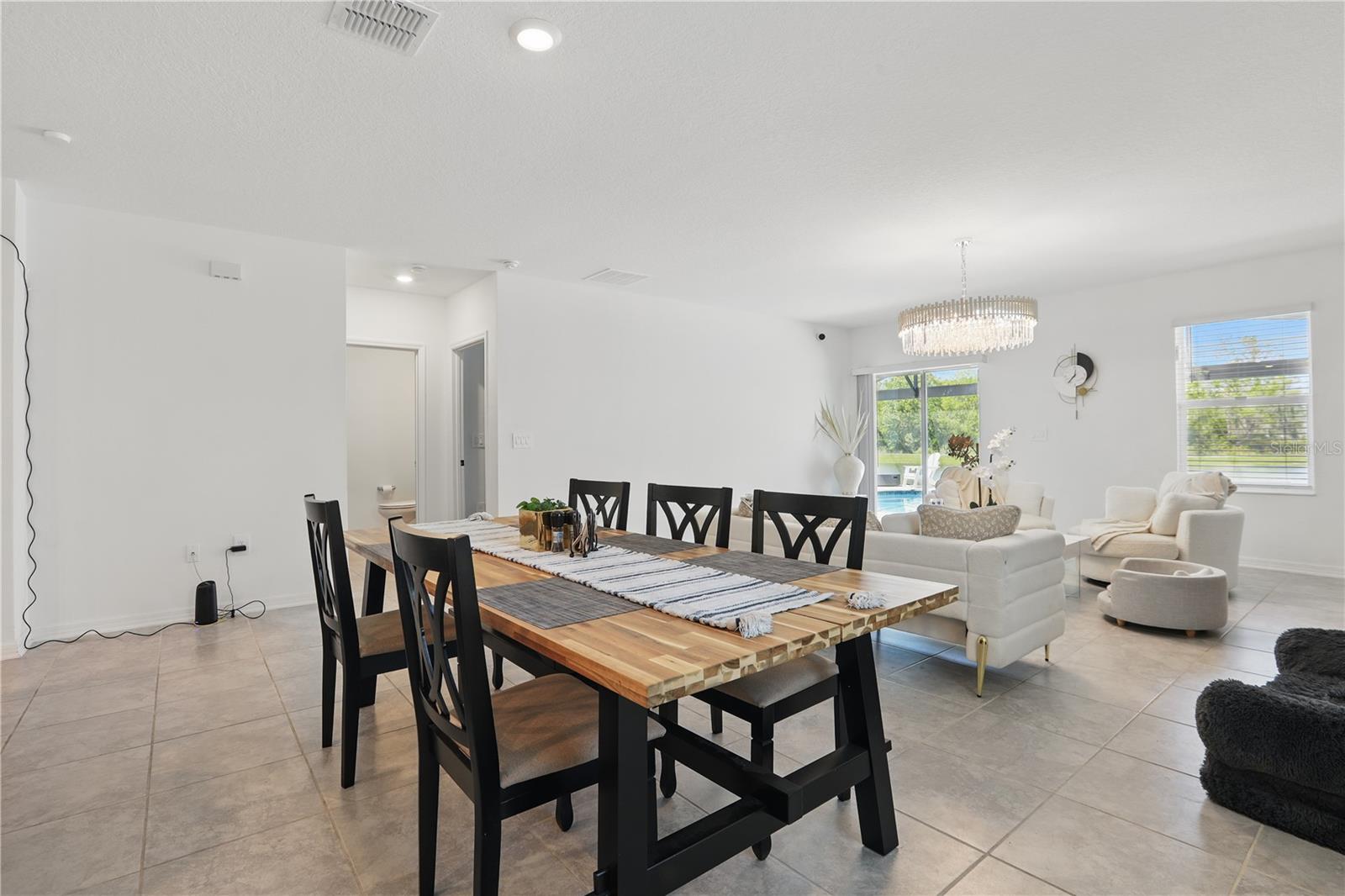4307 Pebbles Throw Dr, Kissimmee, FL 34746 photo