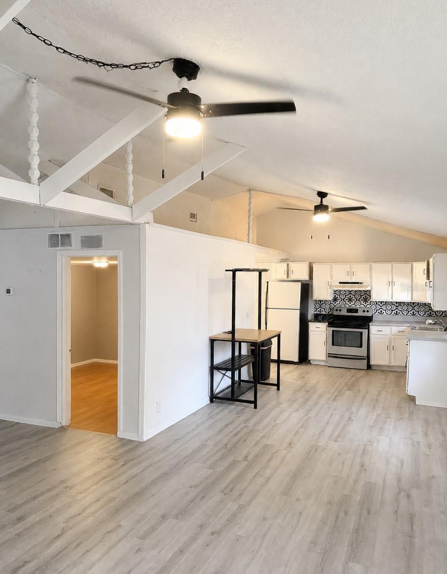 1505 N Orange St, Plant City, FL 33563 photo