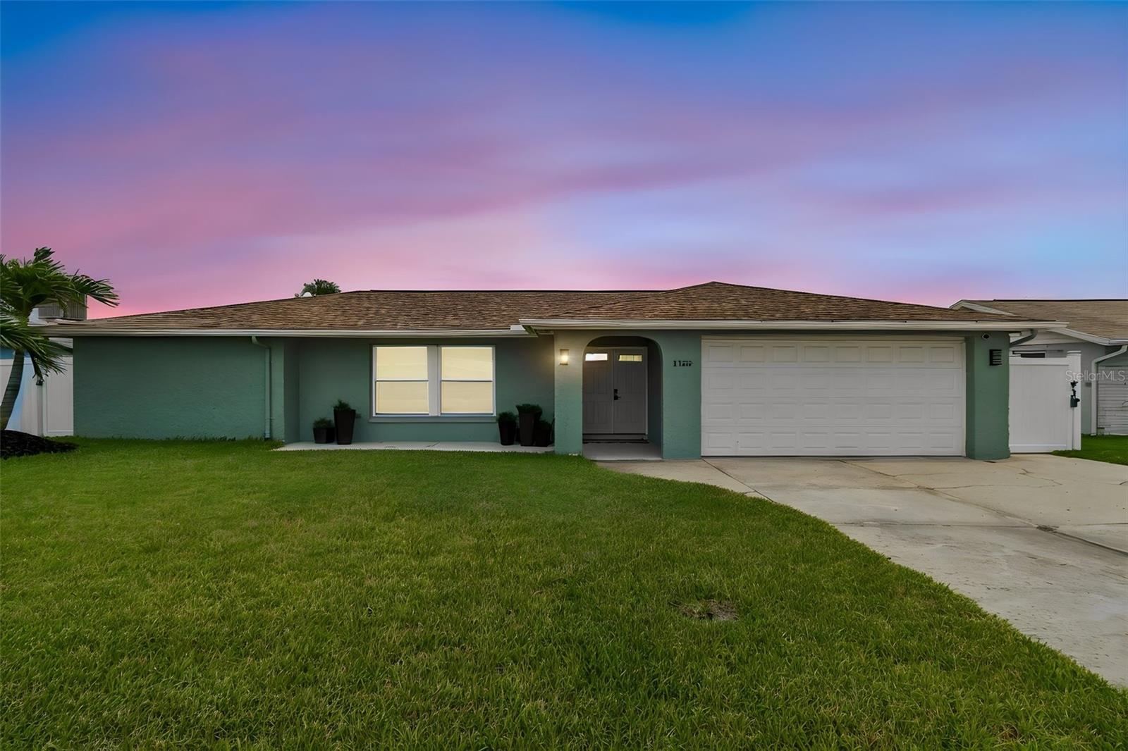 1166 Chancellor Dr, Holiday, FL 34690