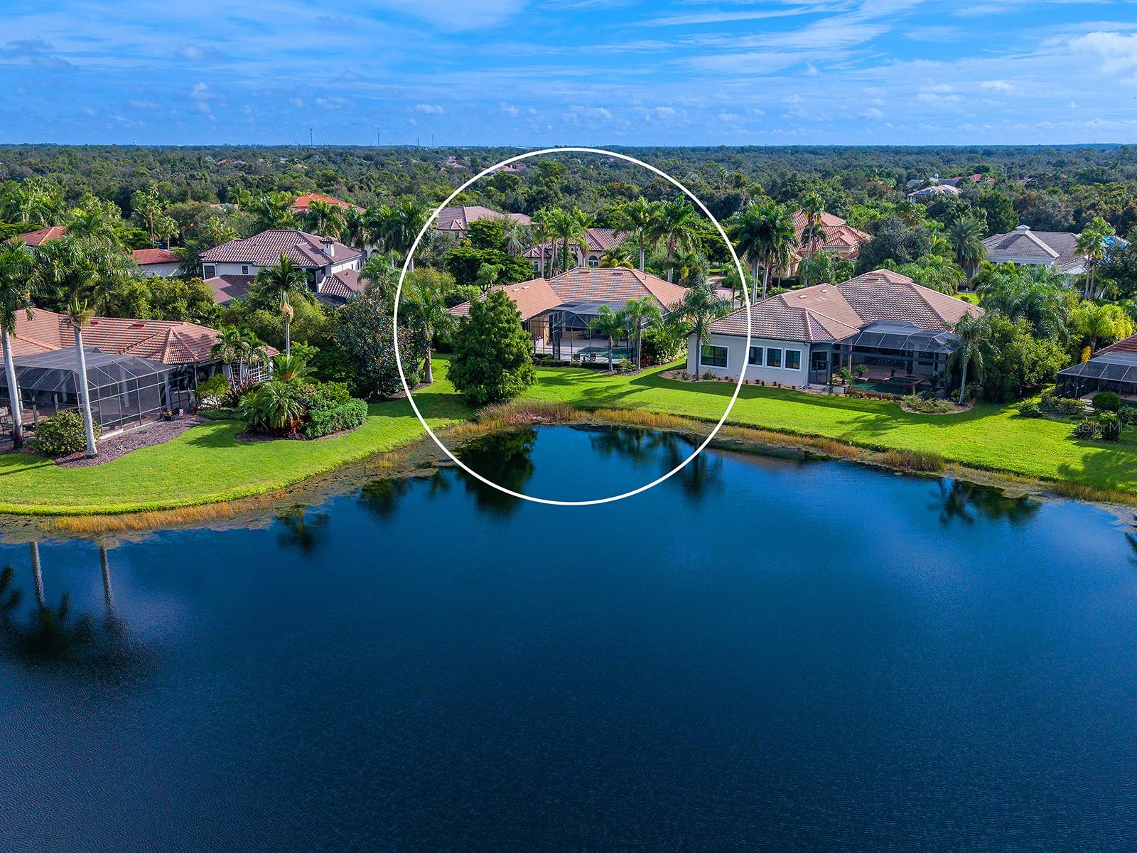 6906 Belmont Ct, Lakewood Ranch, FL 34202 photo