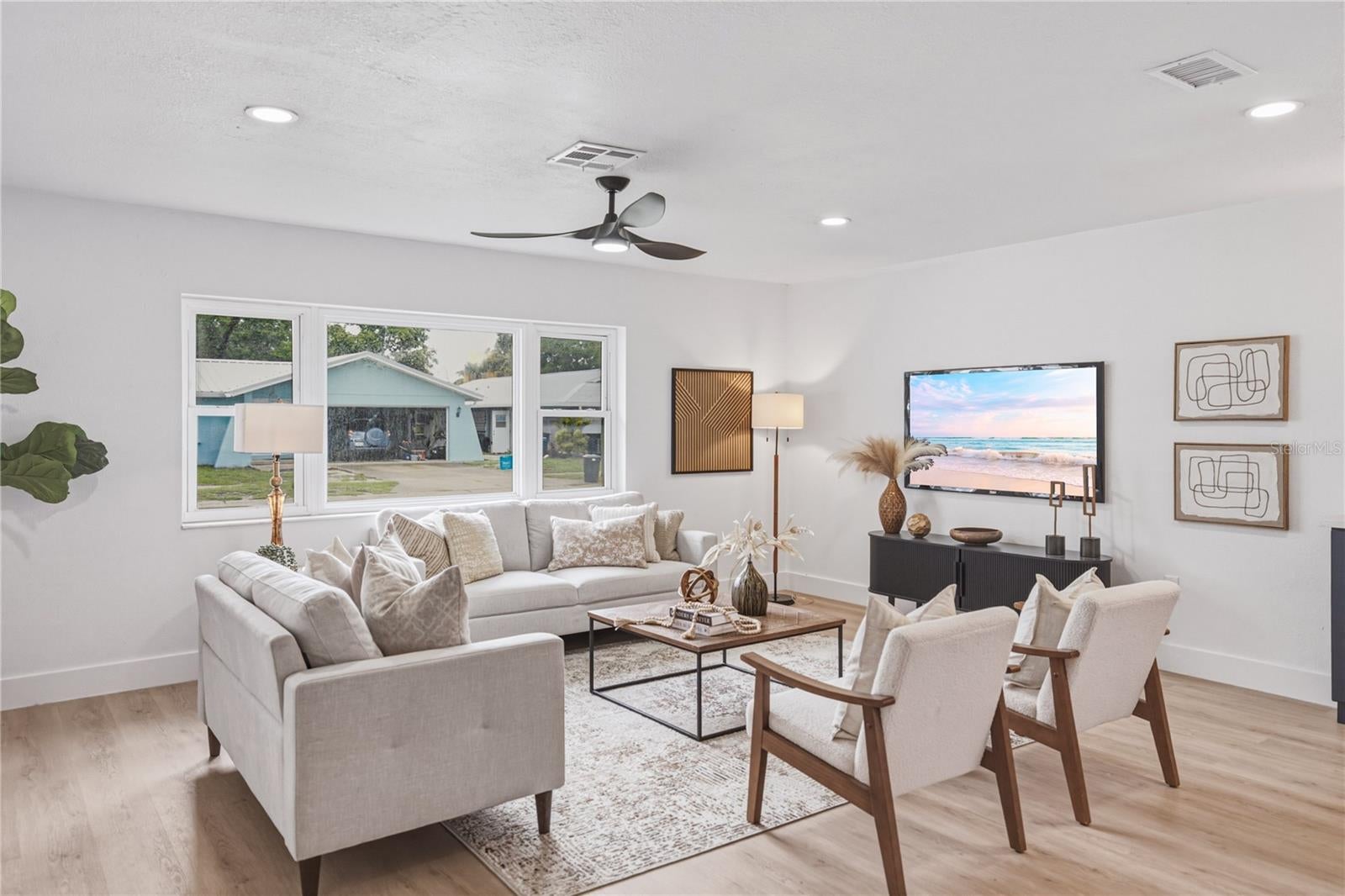 9305 120 Ln, Seminole, FL 33772 photo