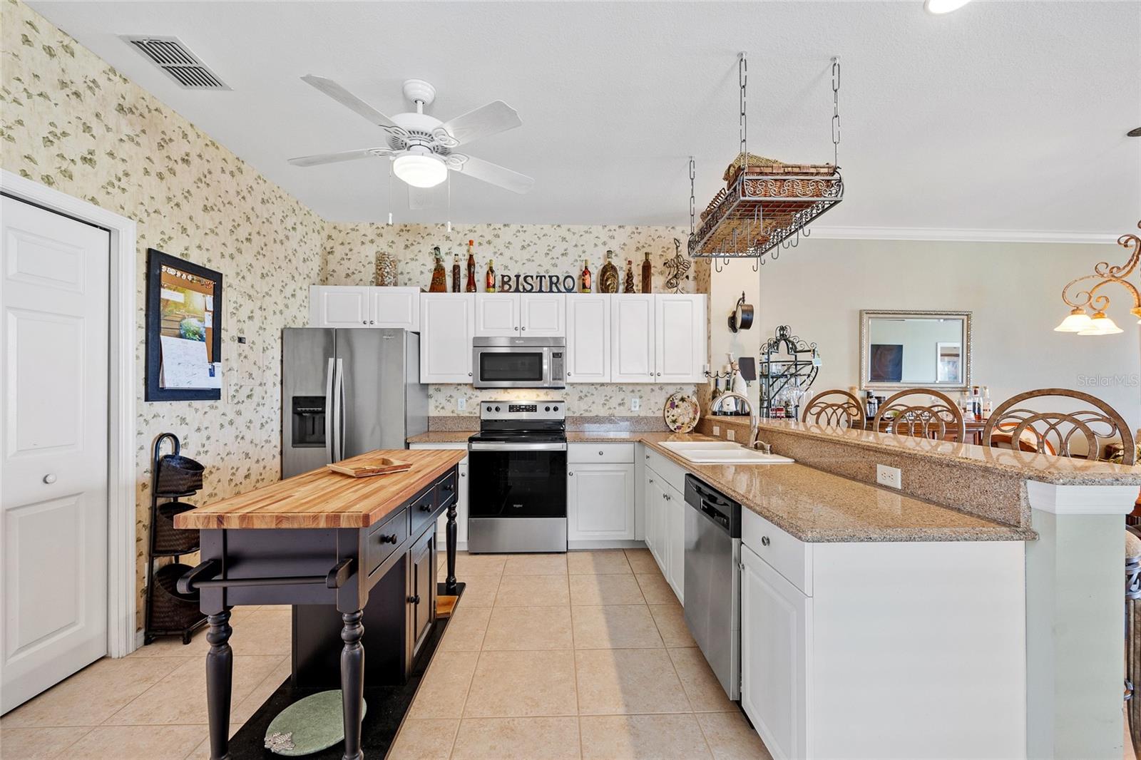Condominium in PUNTA GORDA FL 2002 BAL HARBOR BOULEVARD #1822 7.jpg