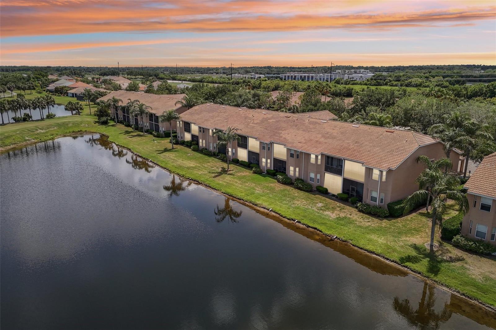 1003 Fairwaycove Ln, Bradenton, FL 34212