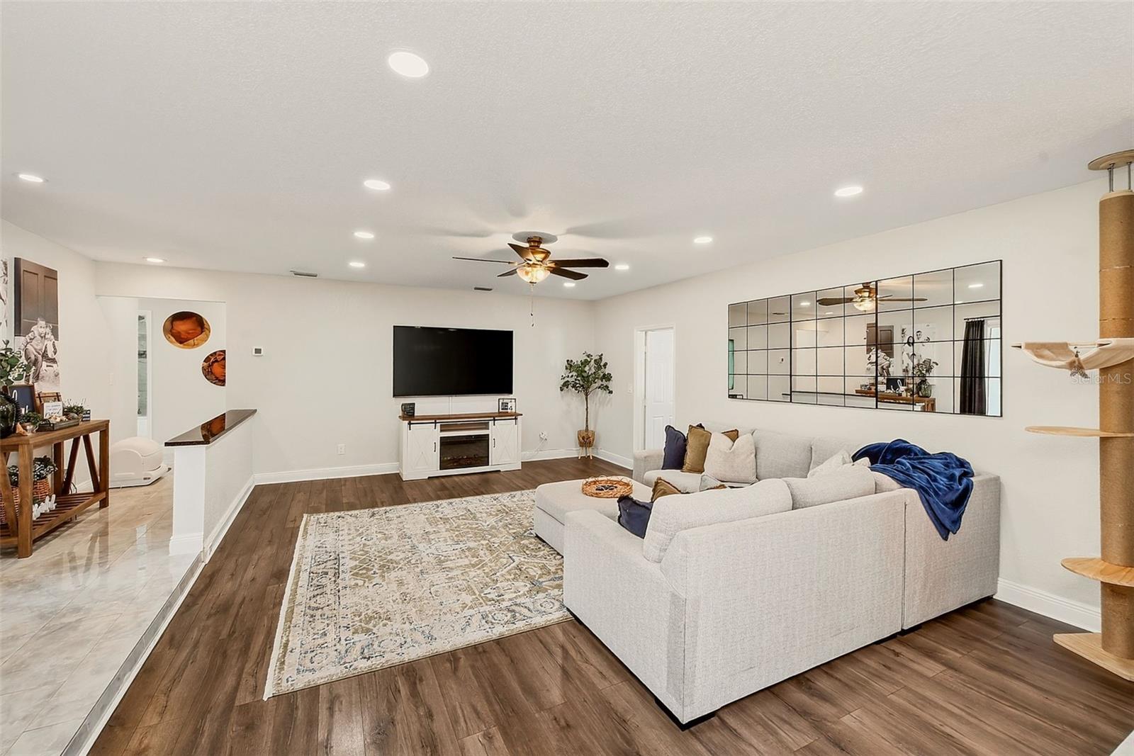 2165 Campus Dr, Clearwater, FL 33764 photo