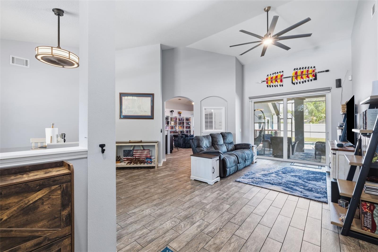 12020 Running Fox Cir, Riverview, FL 33569 photo