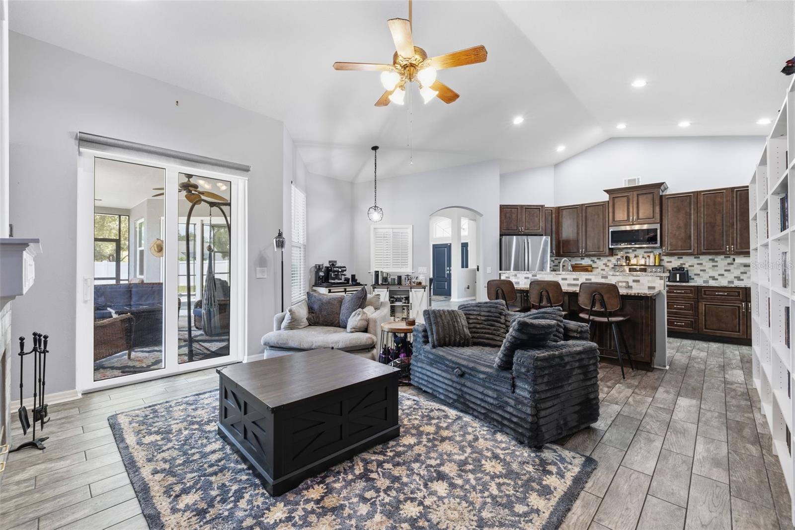 12020 Running Fox Cir, Riverview, FL 33569 photo