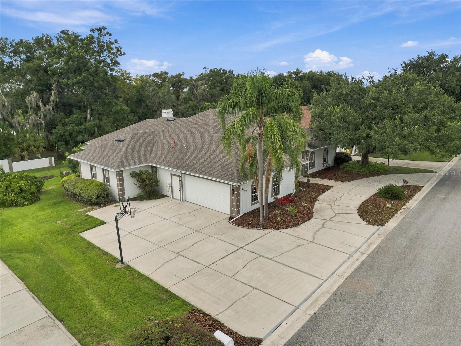 850 Hanover Way, Lakeland, FL 33813 photo