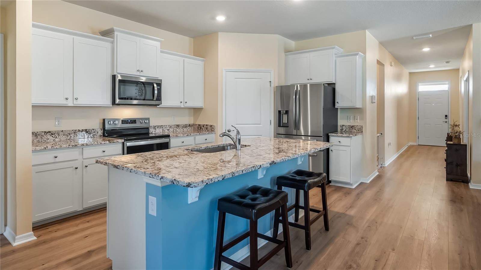 8033 Penrose Pl, Wildwood, FL 34785 photo