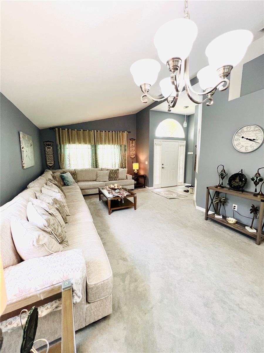 2859 Stags Leap Dr, Orange City, FL 32763 photo
