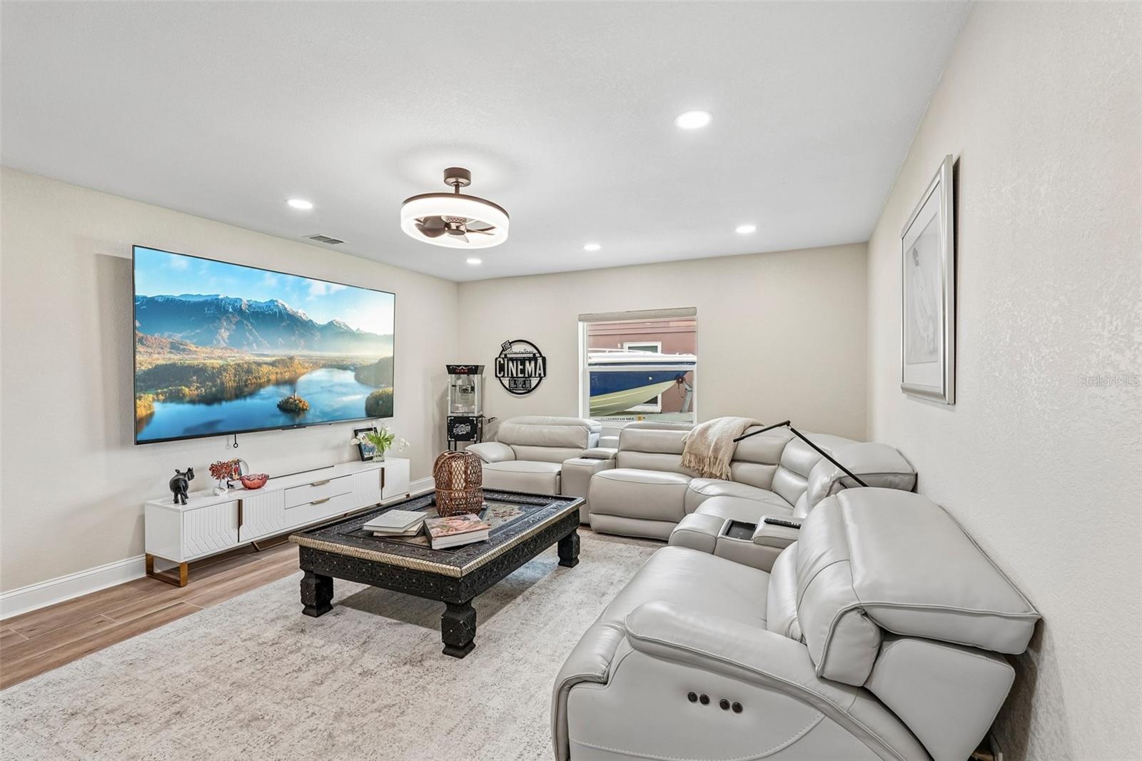 289 W Tarpon Blvd, Port Charlotte, FL 33952 photo