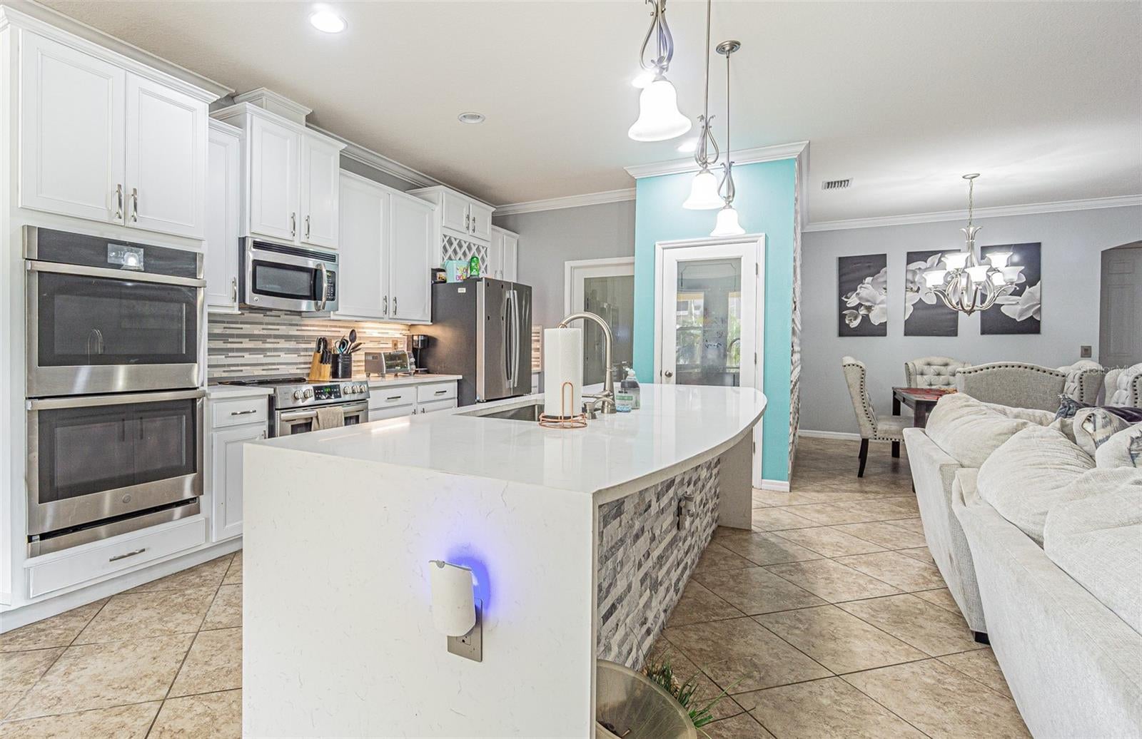 10627 Scenic Hollow Dr, Riverview, FL 33578 photo