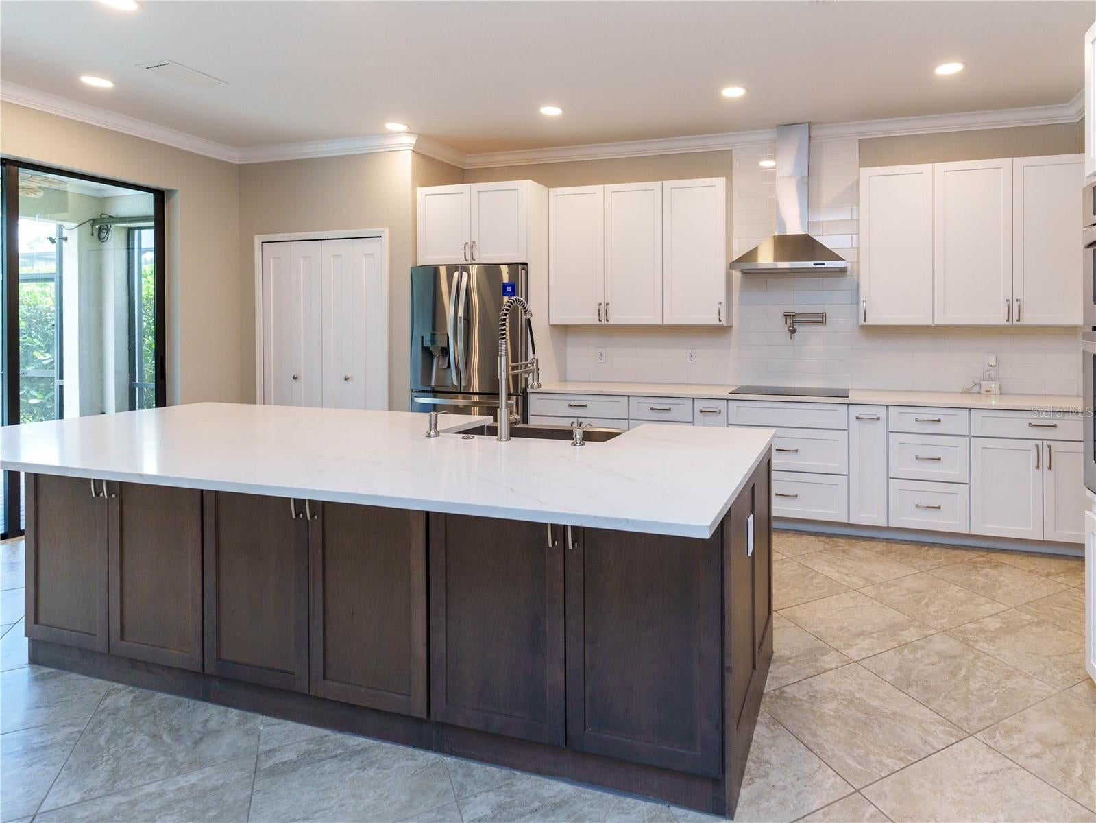 1588 Vizcaya Ln, Naples, FL 34113 photo