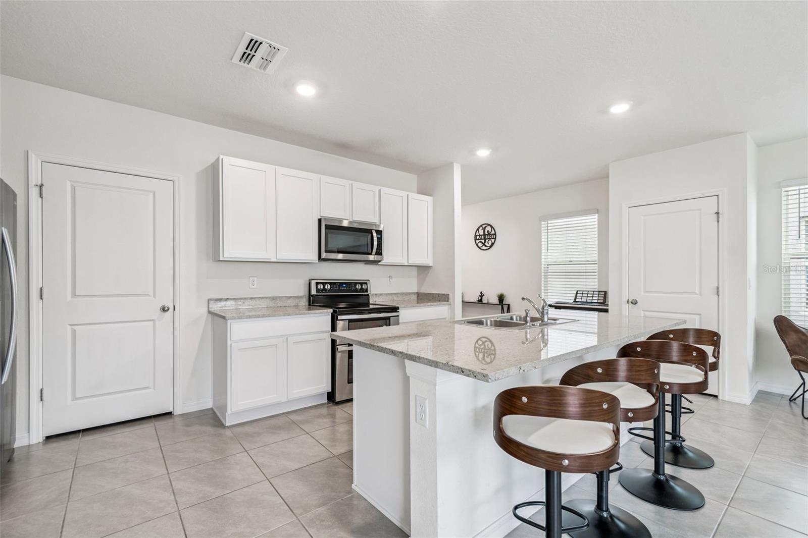 5667 Chorleywood Ln, Wesley Chapel, FL 33545 photo