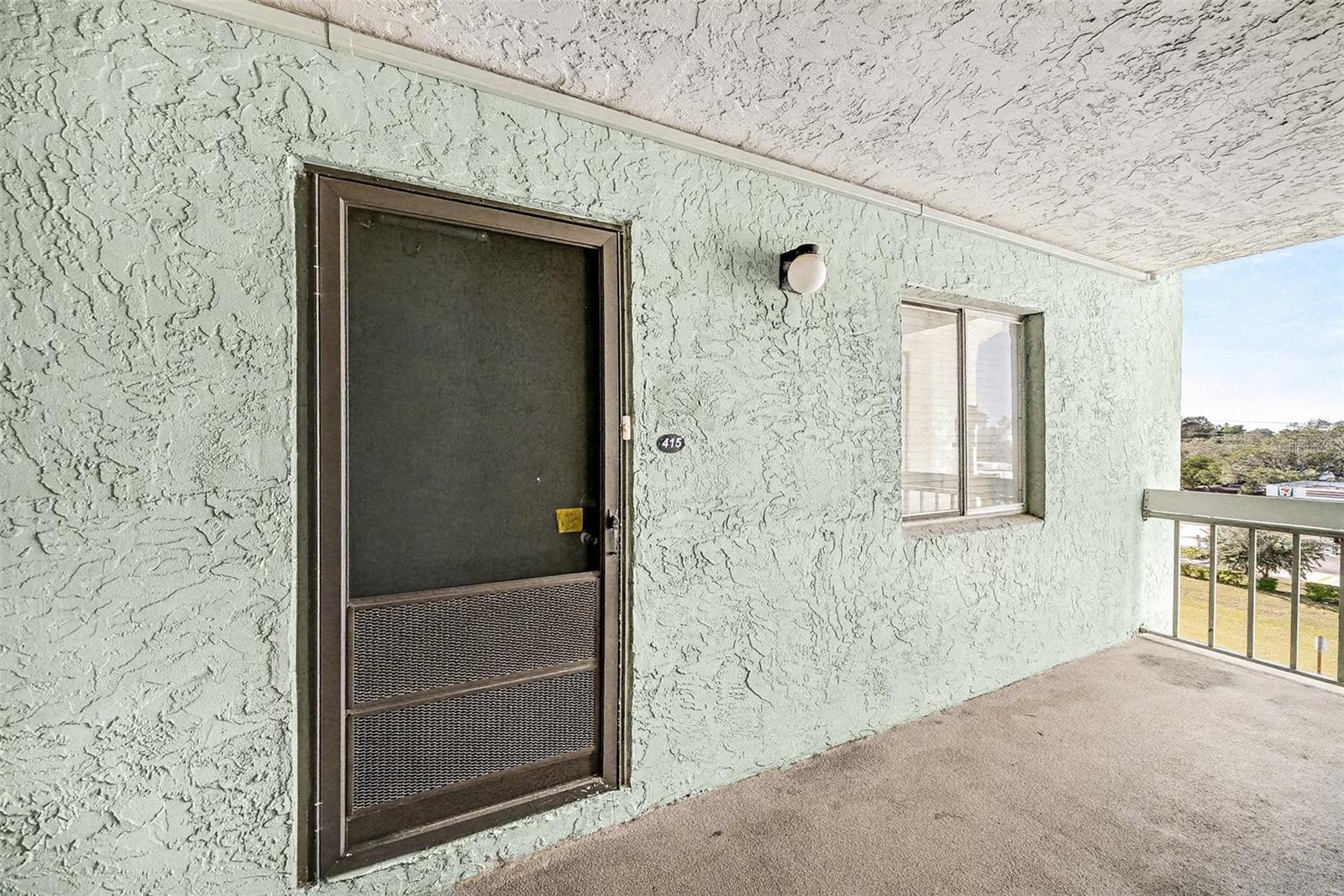 801 83 Ave #415, Saint Petersburg, FL 33702 photo