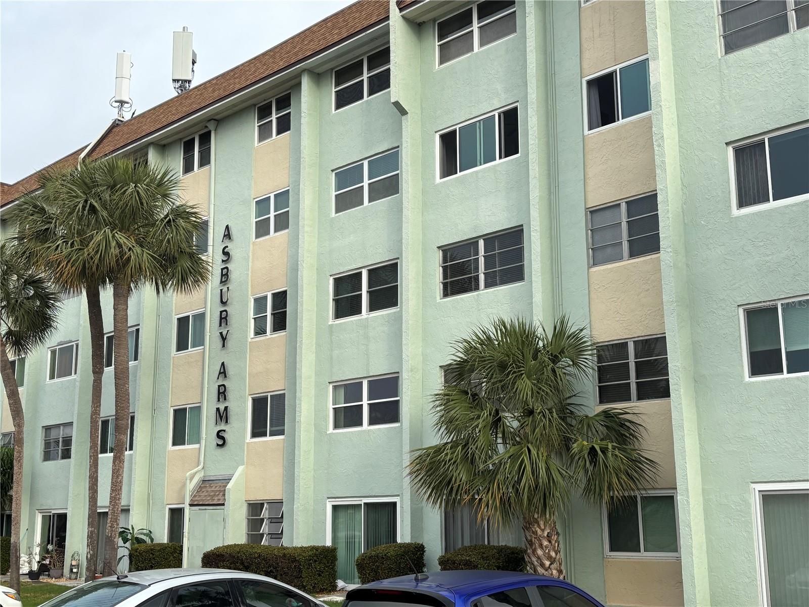 801 83 Ave, Saint Petersburg, FL 33702
