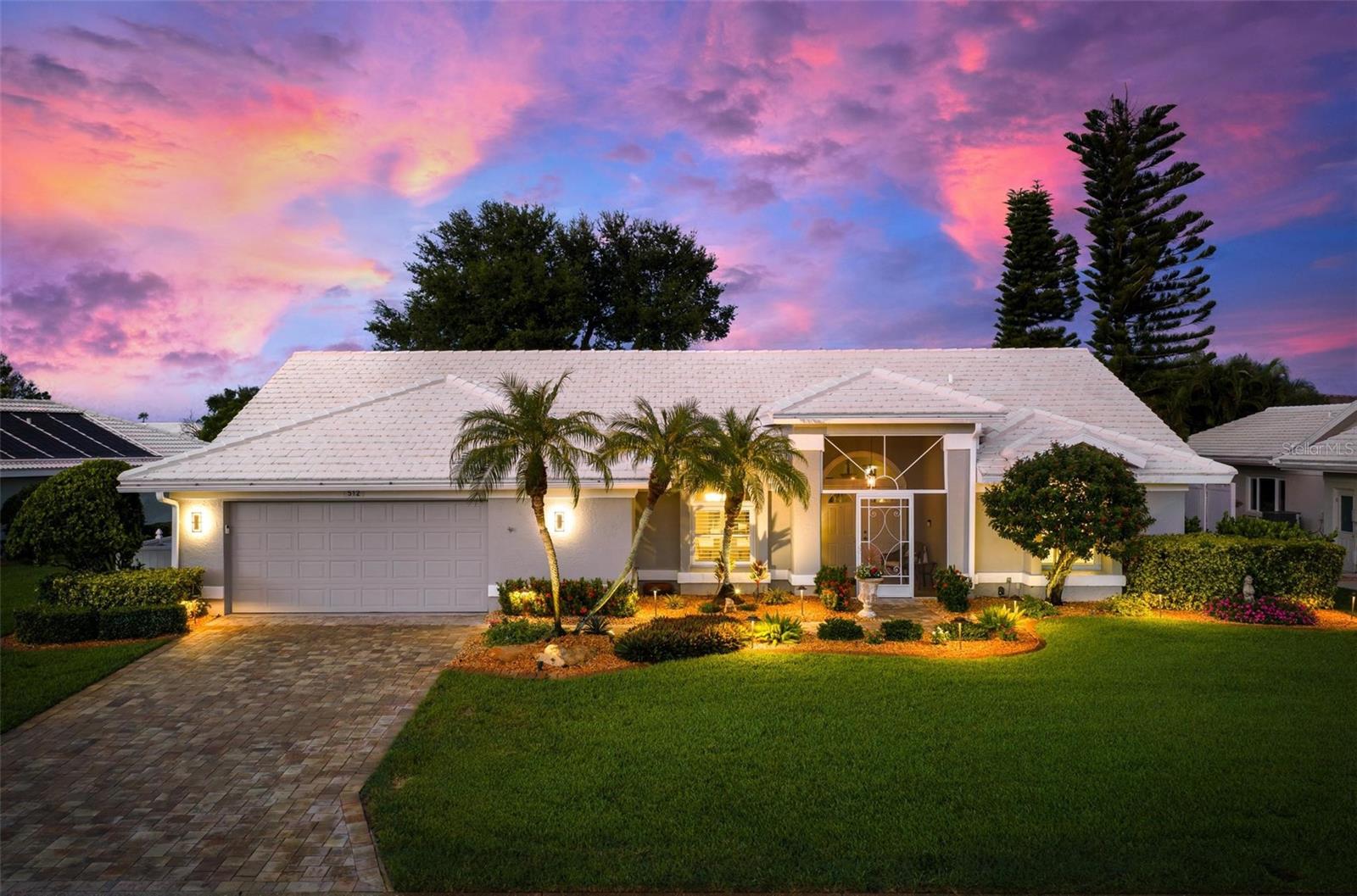 512 Warwick Dr, Venice, FL 34293