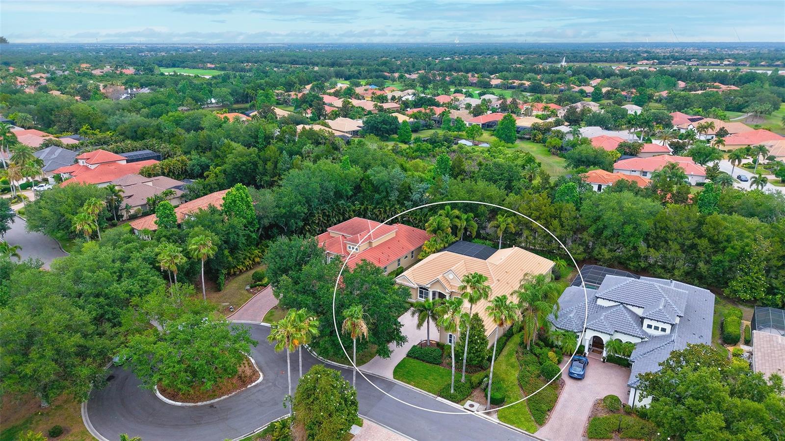 7507 Abbey Gln, Bradenton, FL 34202 photo
