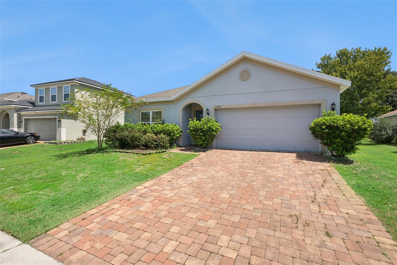 23707 Companero Dr, Sorrento, FL 32776 photo