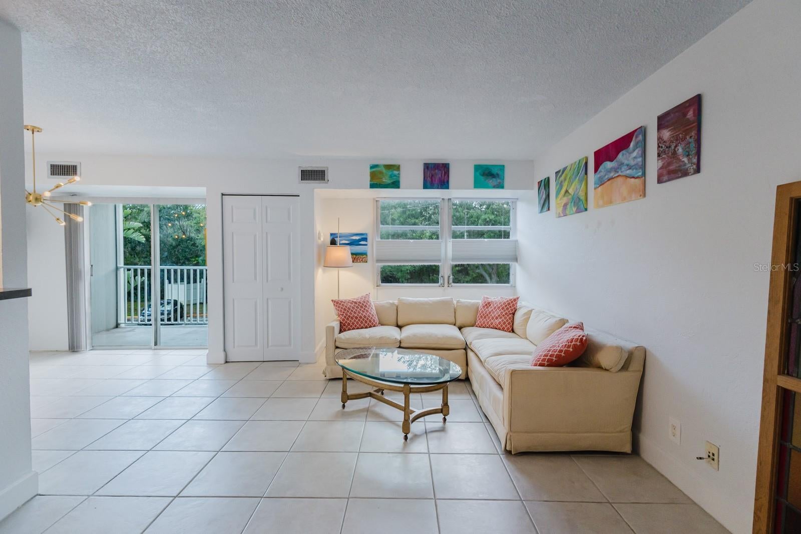 3315 58 Ave #222, Saint Petersburg, FL 33712 photo