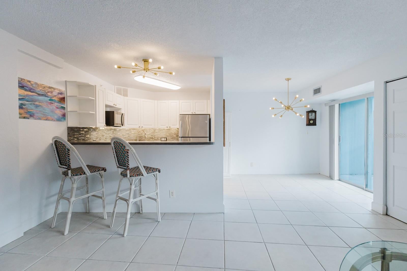 3315 58 Ave #222, Saint Petersburg, FL 33712 photo