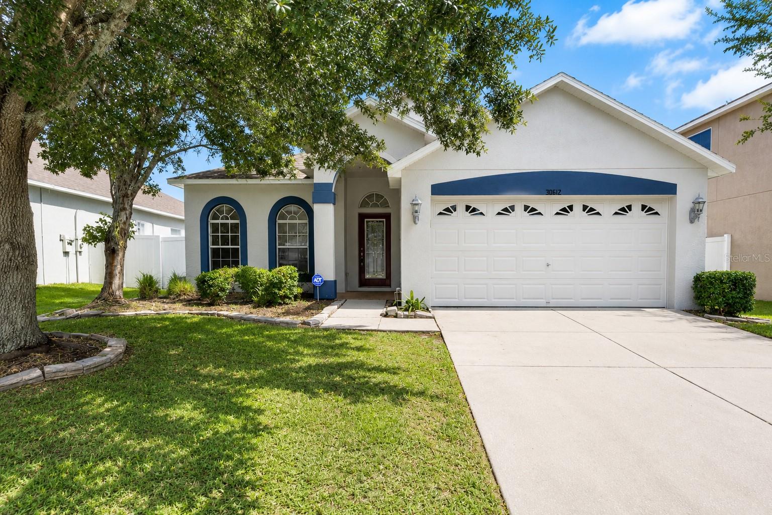 30612 Palmerston Pl, Wesley Chapel, FL 33545
