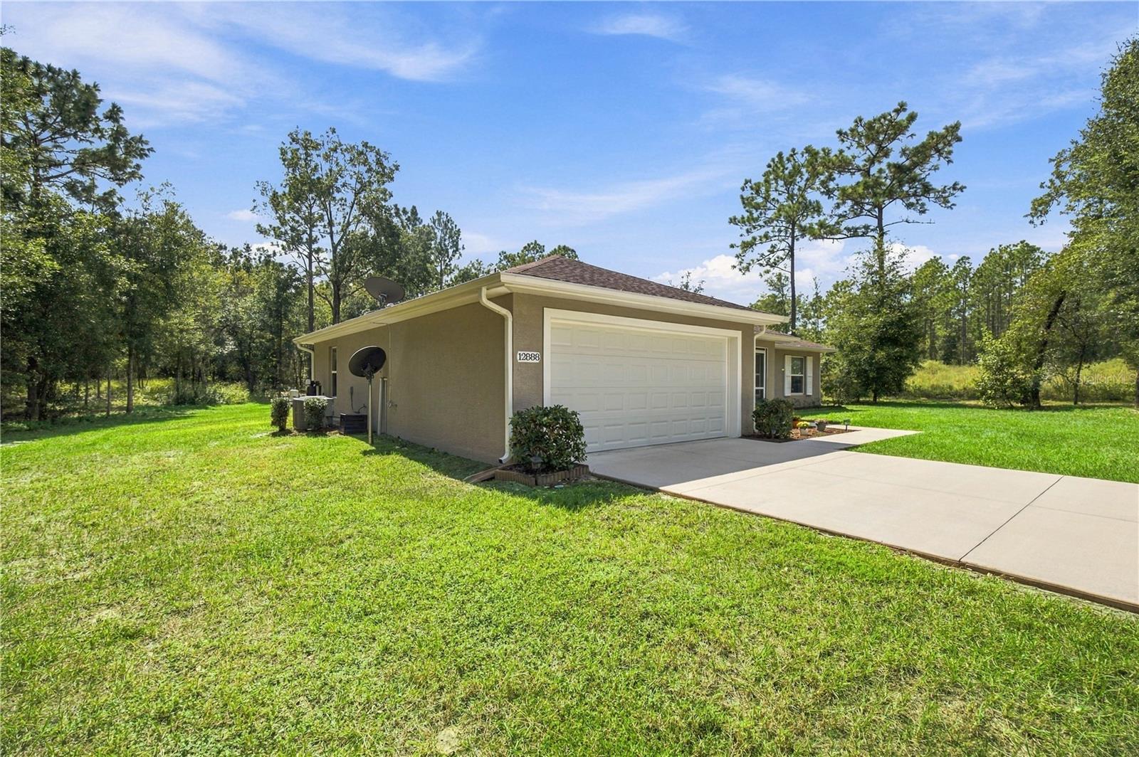 12888 SW 98 St, Dunnellon, FL 34432 photo