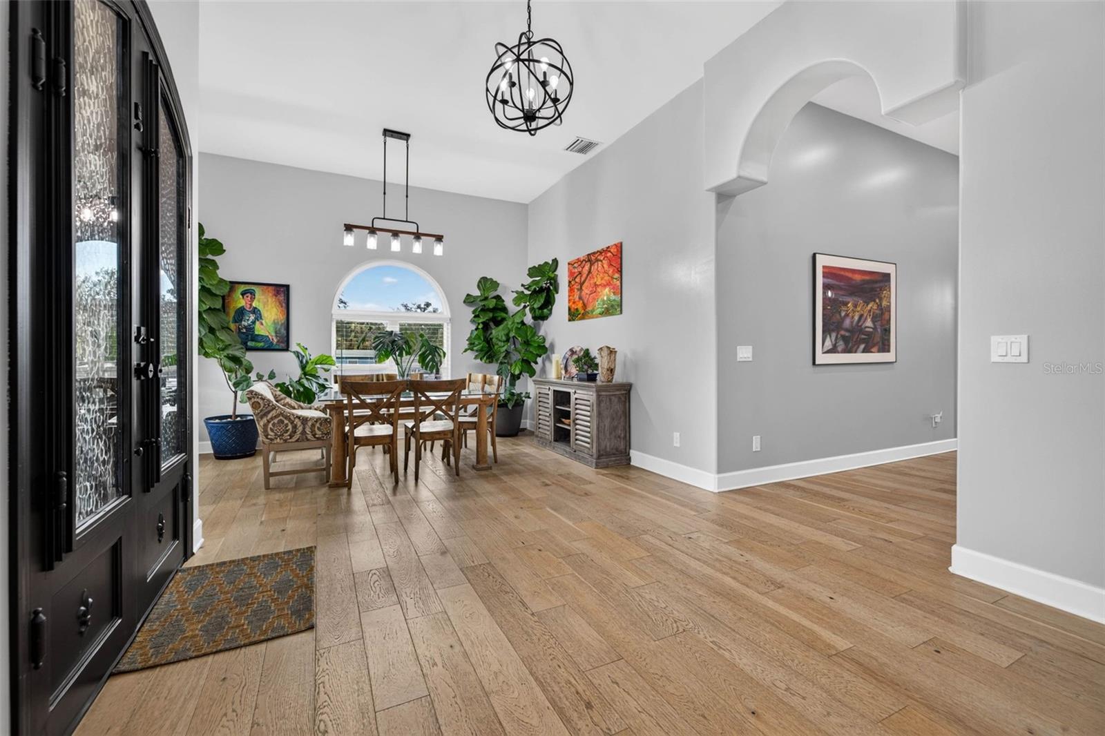 815 59 Ave, Saint Petersburg, FL 33703 photo