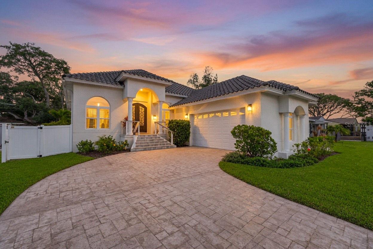 815 59 Ave, Saint Petersburg, FL 33703