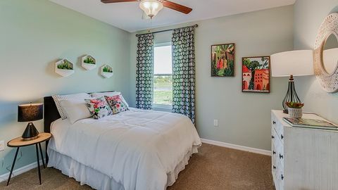 Single Family Residence in NEWBERRY FL 2035 NW 246TH TERRACE 11.jpg